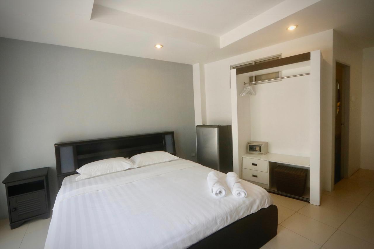 C&C Residence Bistro Restaurant Pattaya Extérieur photo